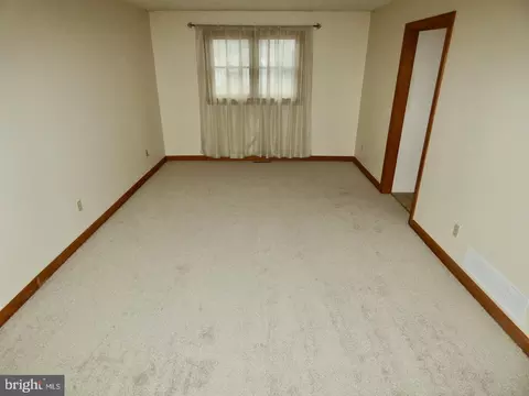 127 Sonant Dr, Newark, DE 19713 photo 32