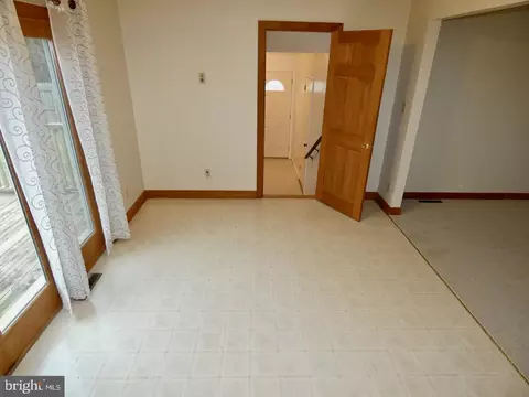 127 Sonant Dr, Newark, DE 19713 photo 30