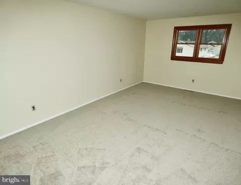 127 Sonant Dr, Newark, DE 19713 photo 44