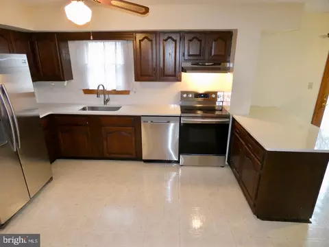 127 Sonant Dr, Newark, DE 19713 photo 18