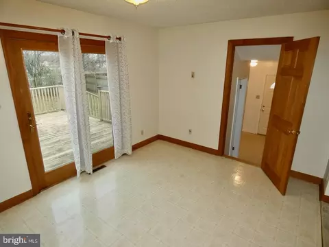 127 Sonant Dr, Newark, DE 19713 photo 29