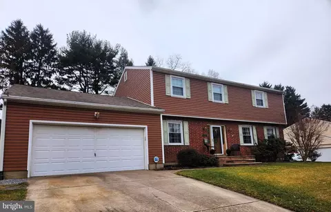 Exterior - 211 Hanover Pl, Newark, DE 19711 photo 5 of 5