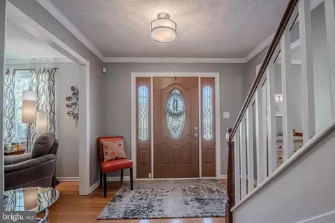 Entry Way - 211 Hanover Pl, Newark, DE 19711 photo 2 of 4