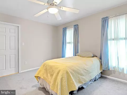 Bedroom - 9 Airdrie Dr, Bear, DE 19701 photo 6 of 7