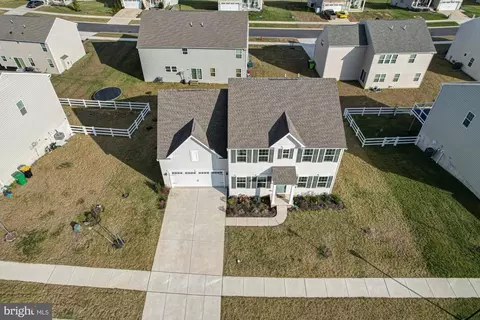 1418 Starcatcher Dr, Middletown, DE 19709 photo 2