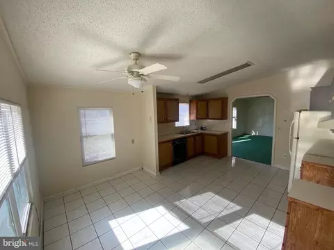 Kitchen - 721 Dexter Corner Rd, Townsend, DE 19734 photo 1 of 4