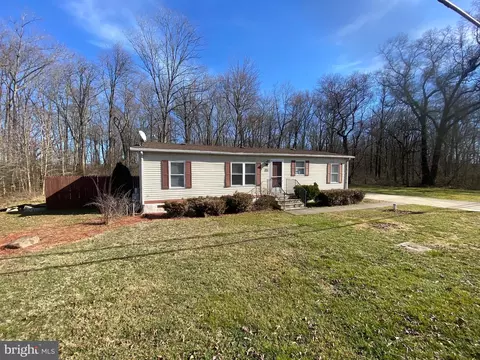 Exterior - 721 Dexter Corner Rd, Townsend, DE 19734 photo 2 of 7