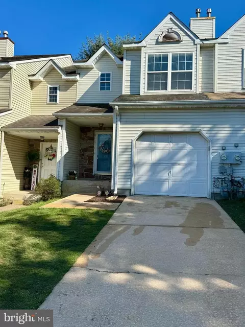 147 Mendel Ct, Bear, DE 19701