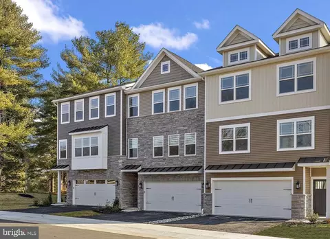 4809 Hogan Dr #4, Wilmington, DE 19808