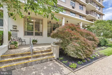 1301 N Harrison St #1405, Wilmington, DE 19806