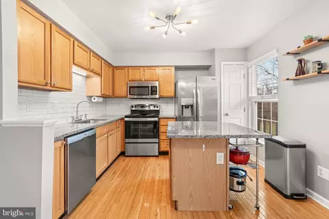 Kitchen - 2 Printz Dr, Bear, DE 19701 photo 1 of 6