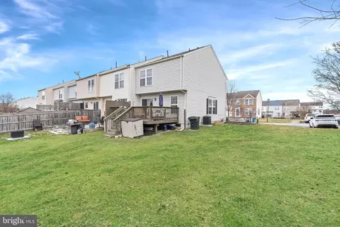 Exterior - 2 Printz Dr, Bear, DE 19701 photo 9 of 11