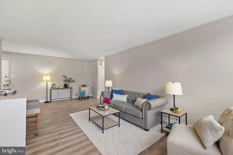 1301 N Harrison St #503, Wilmington, DE 19806