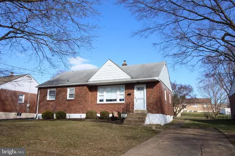 1613 W Newport Pike, Wilmington, DE 19804