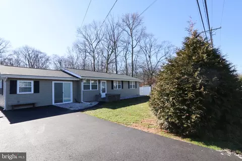 Exterior - 2030 Porter Rd, Bear, DE 19701 photo 2 of 10