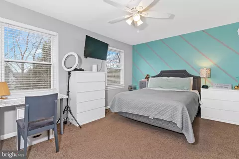 Bedroom - 35 Sumac Ct, Newark, DE 19702 photo 5 of 9