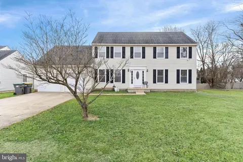 35 Sumac Ct, Newark, DE 19702