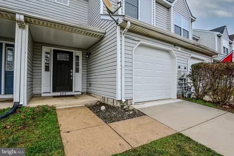 177 Auckland Dr, Newark, DE 19702