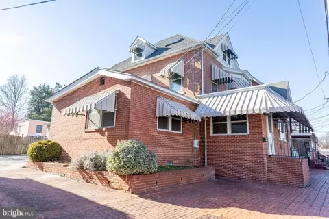 612 Delaware, New Castle, DE 19720