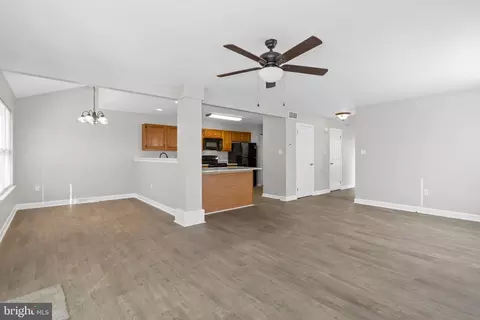 Living - 8 Forest Glen Ct, Bear, DE 19701 photo 3 of 3