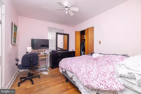 Bedroom - 8 Robert Rd, New Castle, DE 19720 photo 3 of 4