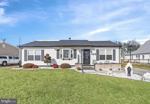 145 Diminish Dr, Newark, DE 19713