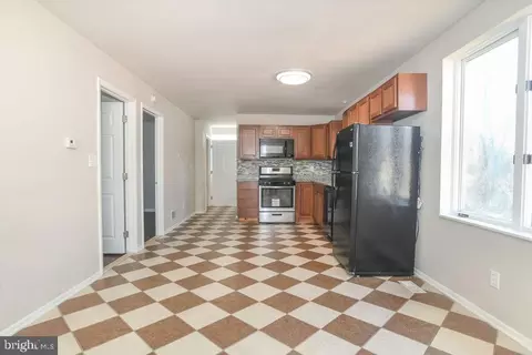 Kitchen - 11 Maple Ave, Newark, DE 19711 photo 10 of 12