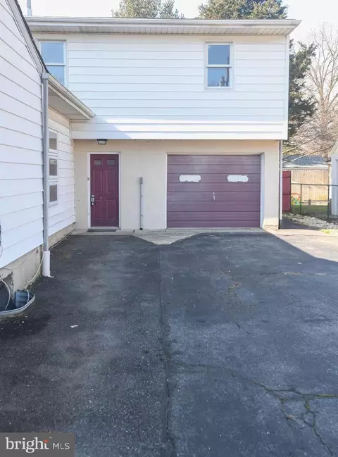 Exterior - 11 Maple Ave, Newark, DE 19711 photo 10 of 10