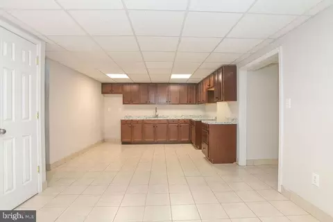 Kitchen - 11 Maple Ave, Newark, DE 19711 photo 6 of 12