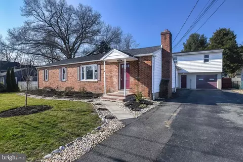 Exterior - 11 Maple Ave, Newark, DE 19711 photo 3 of 10