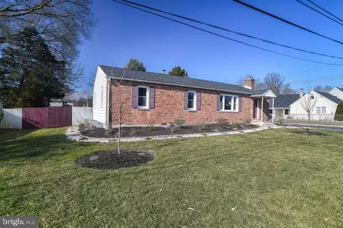 Exterior - 11 Maple Ave, Newark, DE 19711 photo 2 of 10