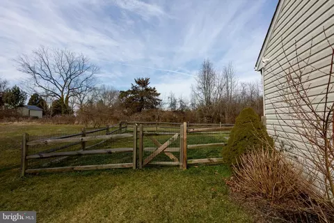 Exterior - 206 Camerton Ln, Townsend, DE 19734 photo 10 of 30