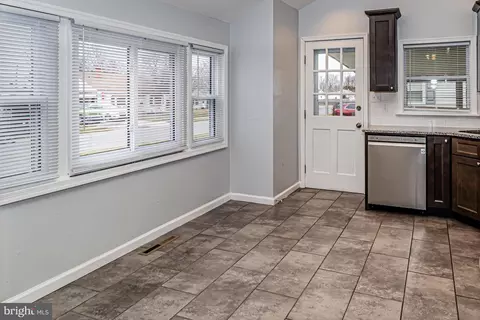 Kitchen - 23 Garrett Rd, Newark, DE 19713 photo 1 of 2