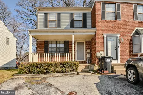 65 Mackenzie Ct, New Castle, DE 19720