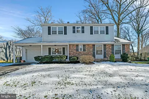 3320 Altamont Dr, Wilmington, DE 19810