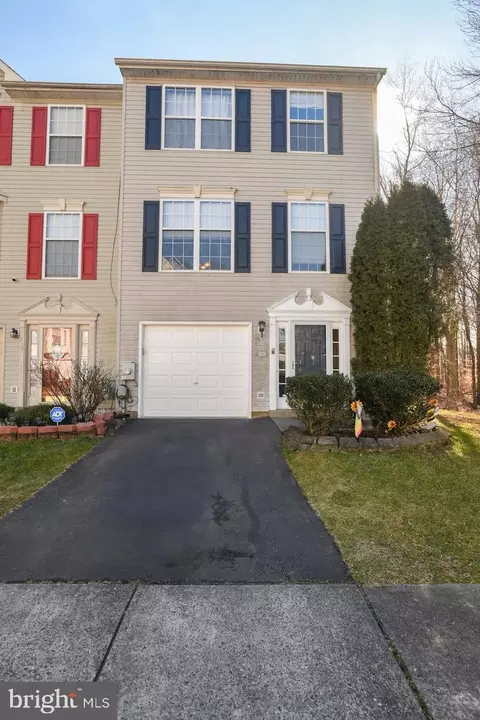 240 Pavin Ct, Newark, DE 19702
