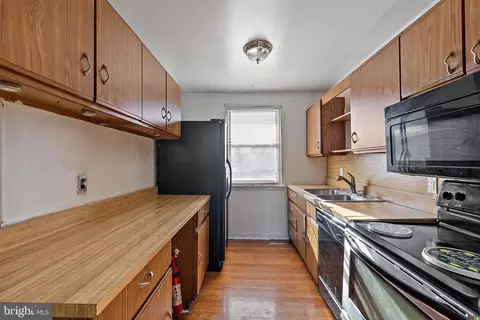 Kitchen - 106 Channing Dr, Bear, DE 19701 photo 2 of 2