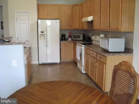 Kitchen - 414 Glenturret Way, Townsend, DE 19734 photo 1 of 2