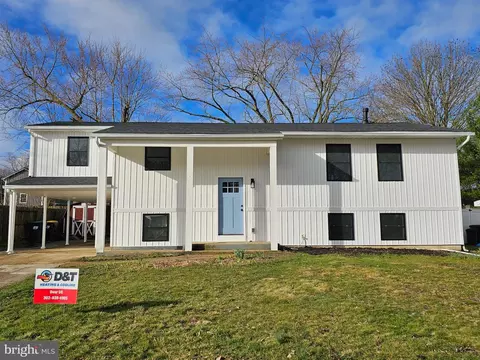 122 E Rutherford Dr, Newark, DE 19713