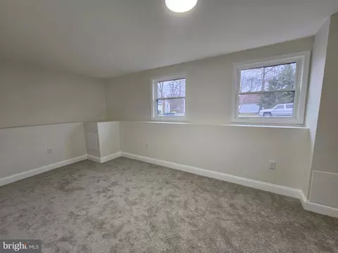 122 E Rutherford Dr, Newark, DE 19713 photo 31