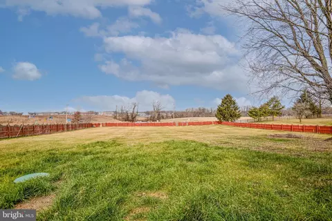 Exterior - 206 Oak Dr, Middletown, DE 19709 photo 5 of 5