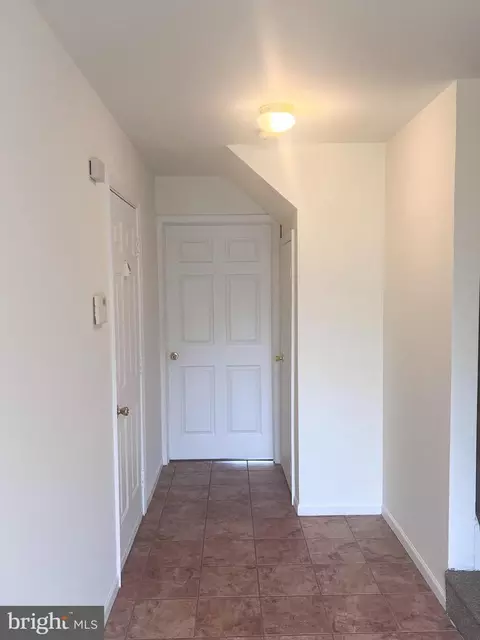 12 Castle Way, Bear, DE 19701 photo 2