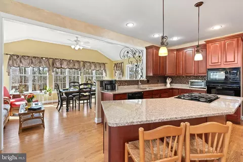 Kitchen - 132 Suffolk Blvd, Bear, DE 19701 photo 6 of 8