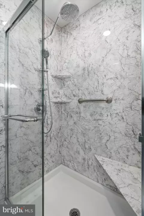 Bath - 132 Suffolk Blvd, Bear, DE 19701 photo 6 of 11
