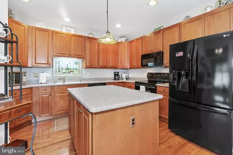 Kitchen - 113 Springmill Dr, Middletown, DE 19709 photo 1 of 3