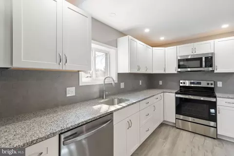 Kitchen - 100 Laurel Ave, Newark, DE 19711 photo 3 of 3