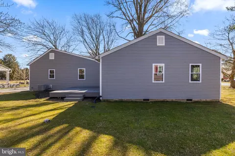 Exterior - 100 Laurel Ave, Newark, DE 19711 photo 7 of 10