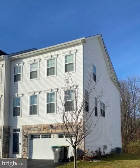 172 Jenny Dr, Bear, DE 19701