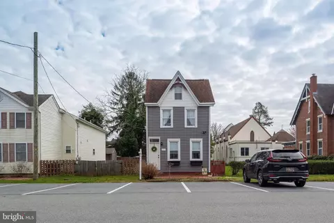 227 Washington St, Delaware City, DE 19706
