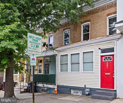 219 N Harrison St, Wilmington, DE 19805